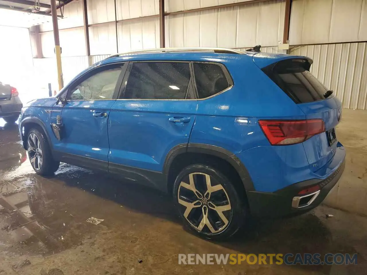 2 Photograph of a damaged car 3VV2X7B20NM035459 VOLKSWAGEN TAOS SEL 2022