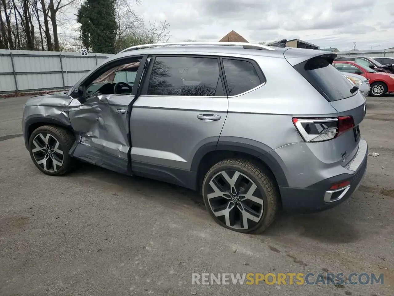 2 Photograph of a damaged car 3VV2X7B22NM061206 VOLKSWAGEN TAOS SEL 2022
