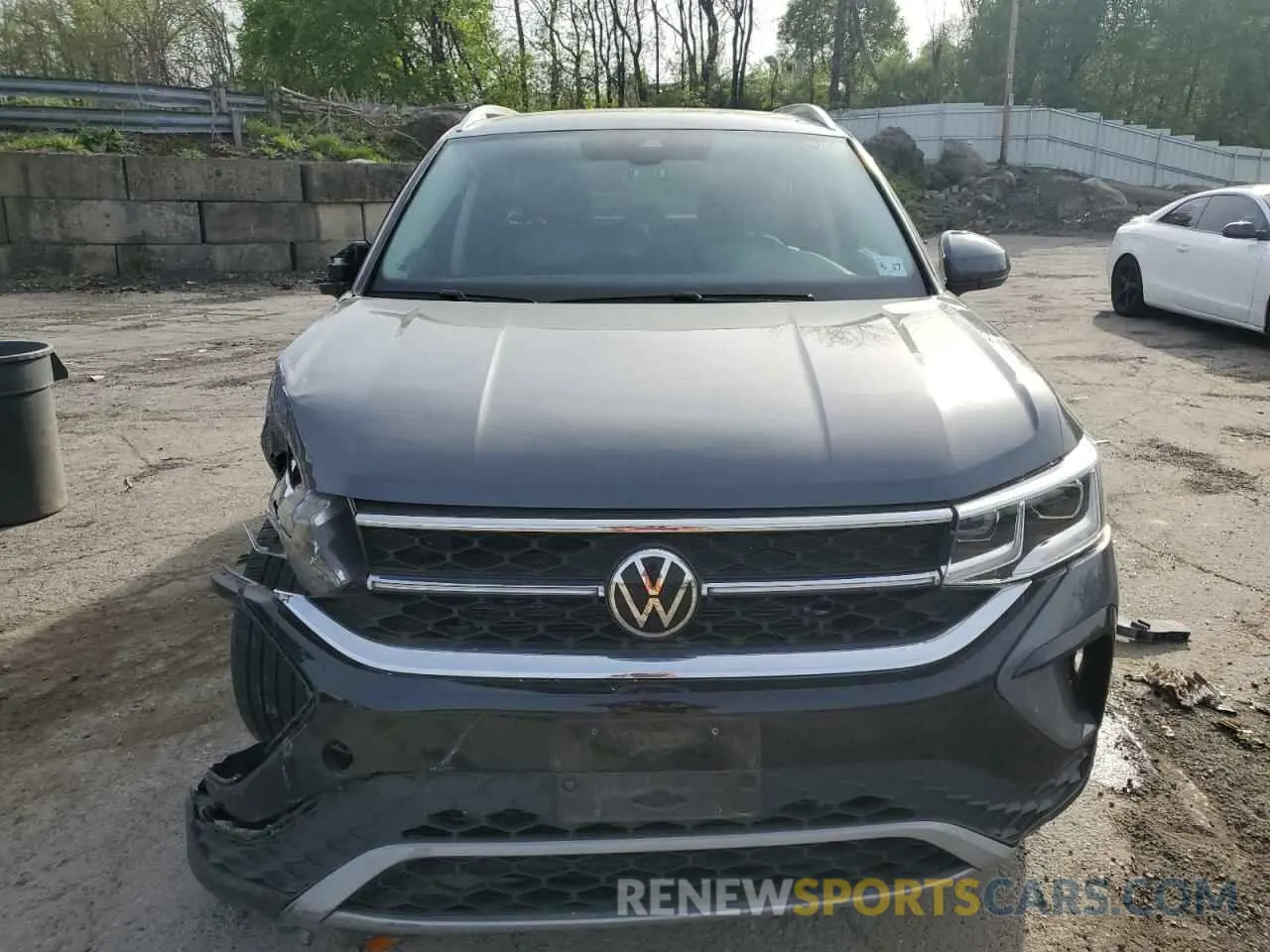 4 Фотография поврежденного автомобиля 3VV2X7B26NM054582 VOLKSWAGEN TAOS SEL 2022