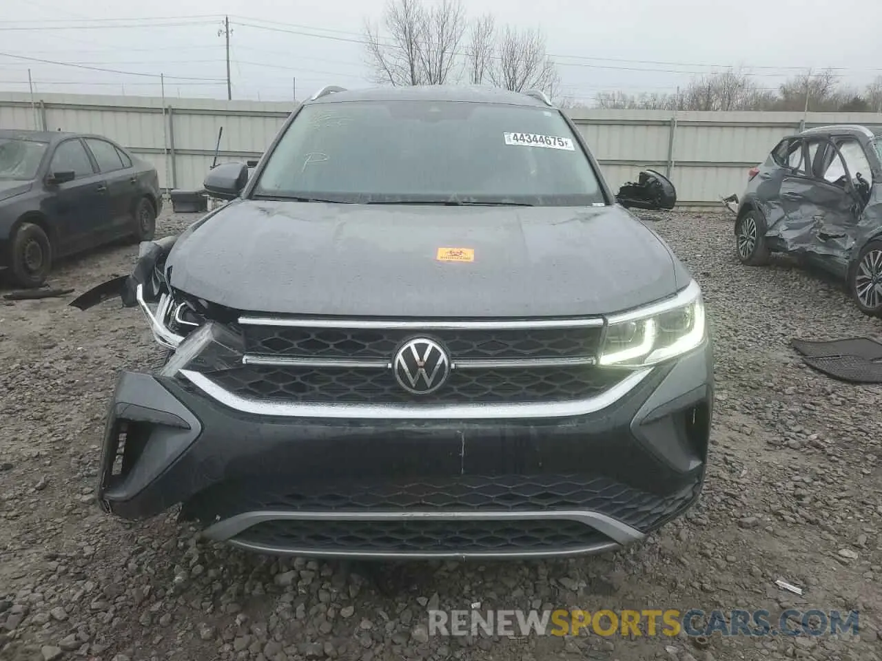 5 Photograph of a damaged car 3VVJX7B29NM023144 VOLKSWAGEN TAOS SEL 2022