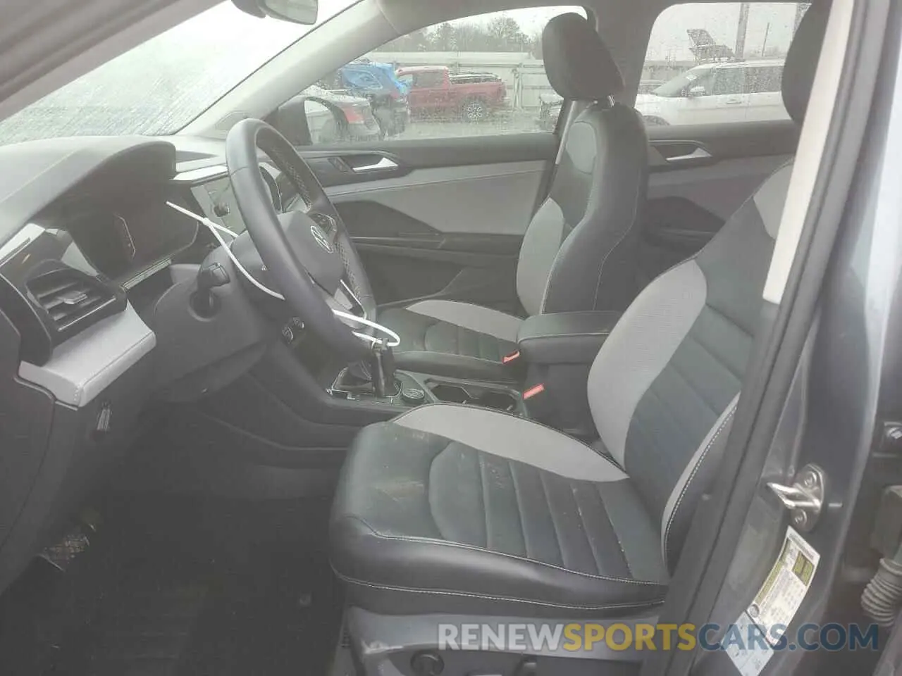 7 Photograph of a damaged car 3VVJX7B29NM023144 VOLKSWAGEN TAOS SEL 2022