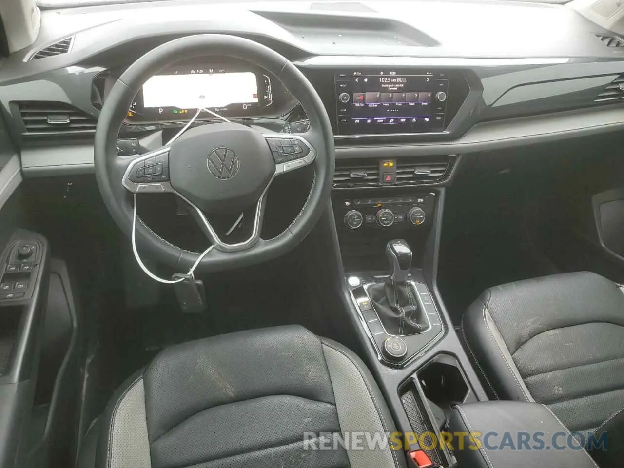 8 Photograph of a damaged car 3VVJX7B29NM023144 VOLKSWAGEN TAOS SEL 2022