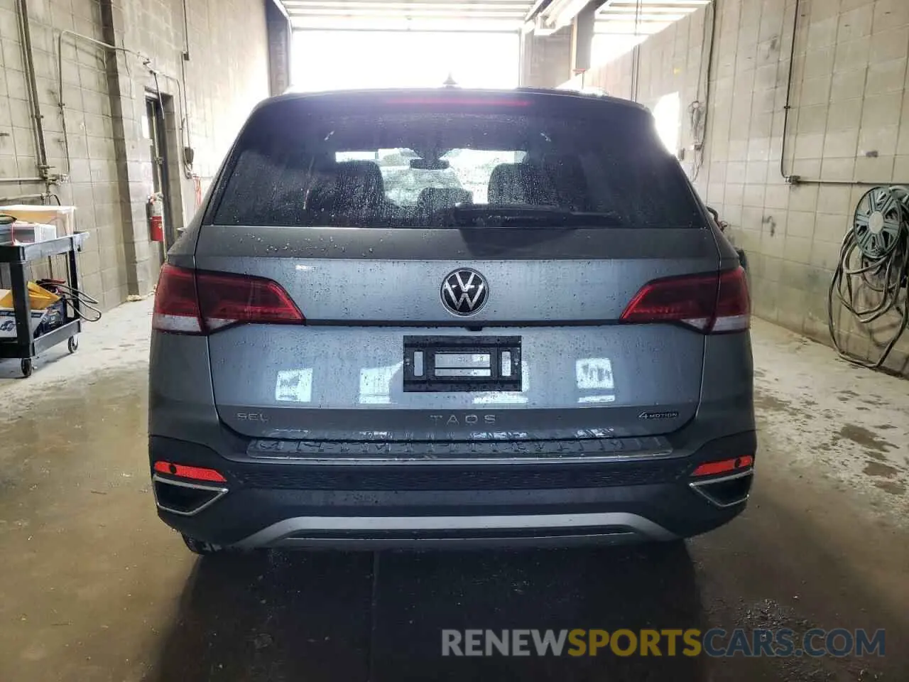 6 Фотография поврежденного автомобиля 3VV4X7B26RM040518 VOLKSWAGEN TAOS SEL 2024