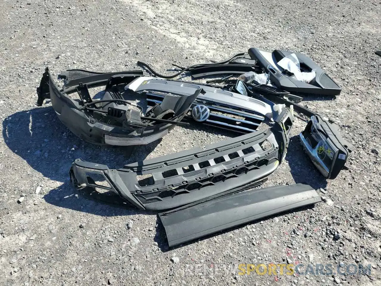 13 Photograph of a damaged car 3VV0B7AX5KM020325 VOLKSWAGEN TIGUAN 2019