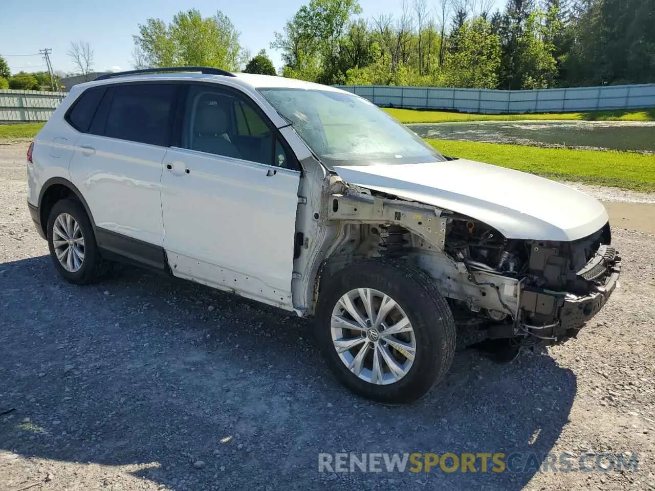 4 Photograph of a damaged car 3VV0B7AX5KM020325 VOLKSWAGEN TIGUAN 2019