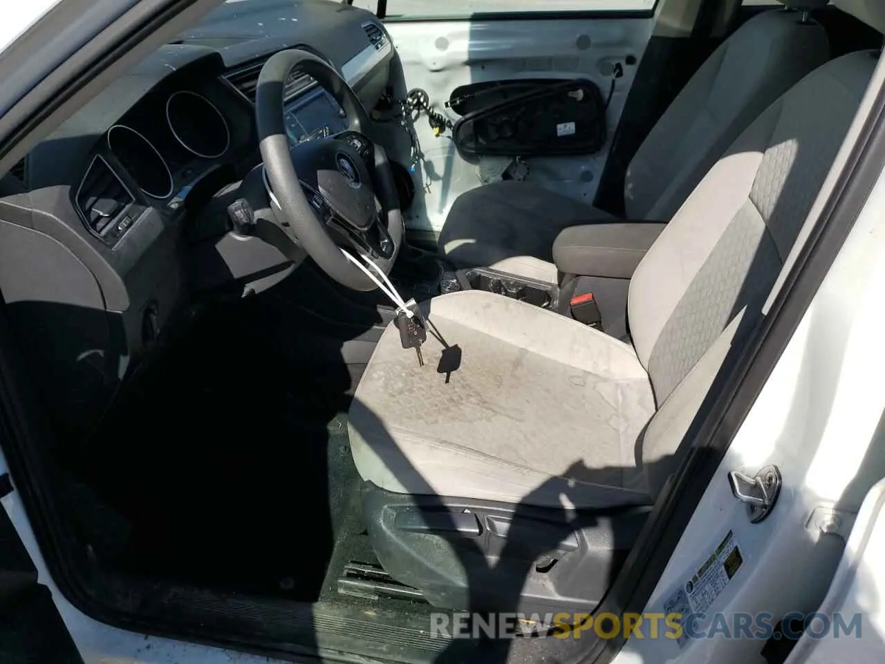 7 Photograph of a damaged car 3VV0B7AX5KM020325 VOLKSWAGEN TIGUAN 2019