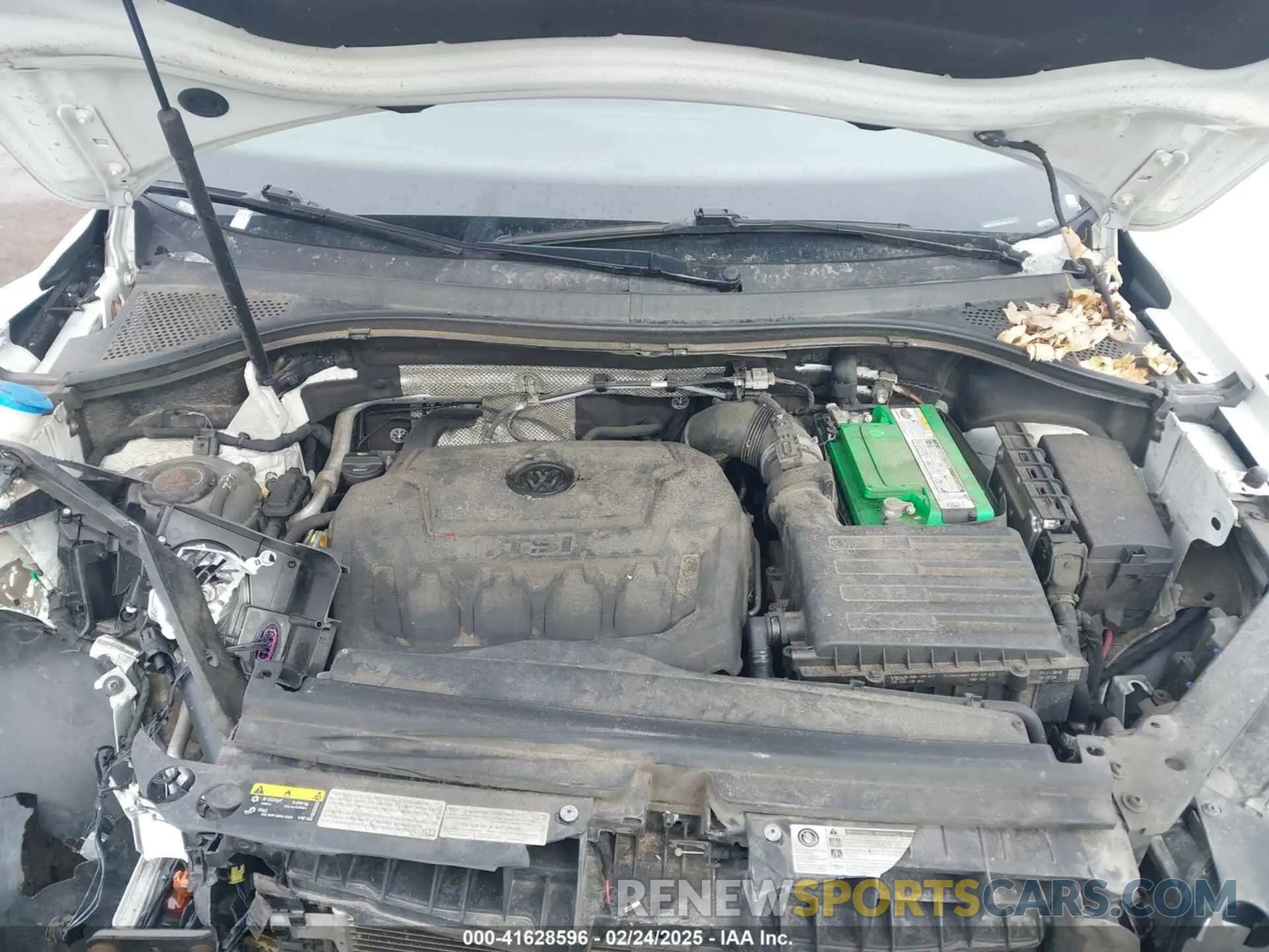 10 Photograph of a damaged car 3VV0B7AX5KM053471 VOLKSWAGEN TIGUAN 2019