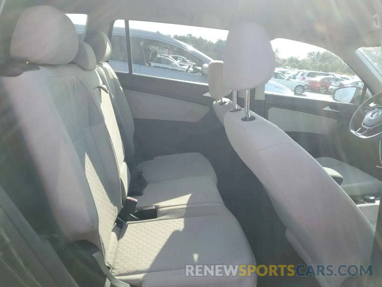 11 Photograph of a damaged car 3VV0B7AX8KM025311 VOLKSWAGEN TIGUAN 2019