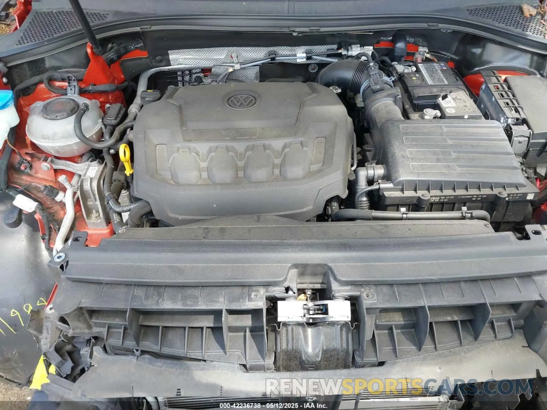 10 Photograph of a damaged car 3VV0B7AX8KM165178 VOLKSWAGEN TIGUAN 2019