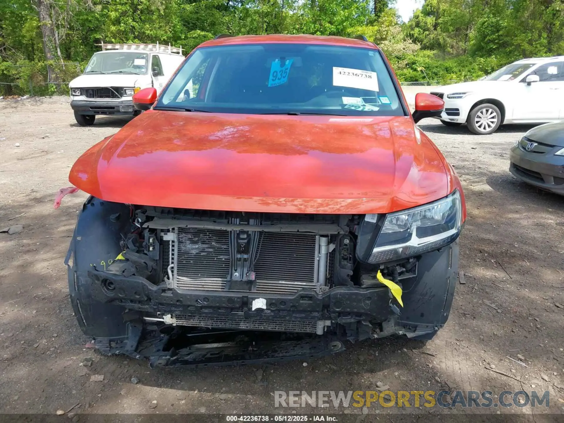 13 Photograph of a damaged car 3VV0B7AX8KM165178 VOLKSWAGEN TIGUAN 2019