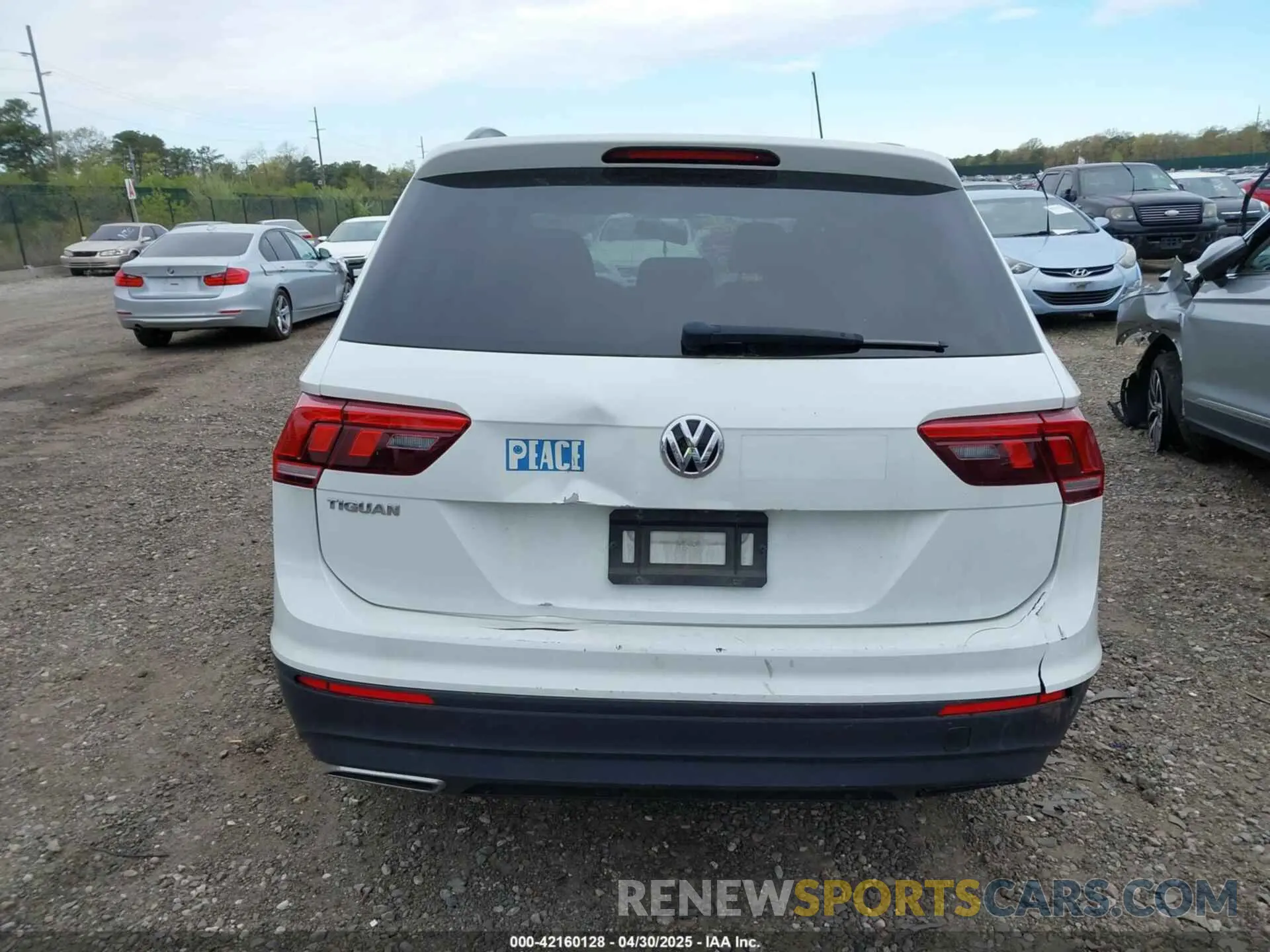 16 Фотография поврежденного автомобиля 3VV0B7AX9KM055305 VOLKSWAGEN TIGUAN 2019