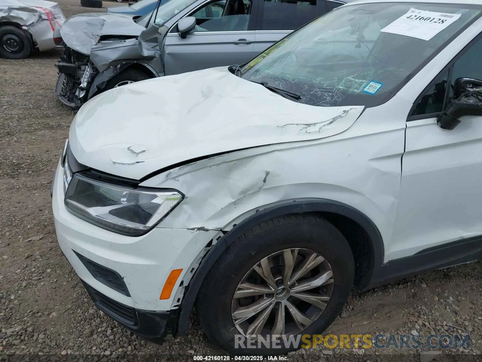 18 Фотография поврежденного автомобиля 3VV0B7AX9KM055305 VOLKSWAGEN TIGUAN 2019