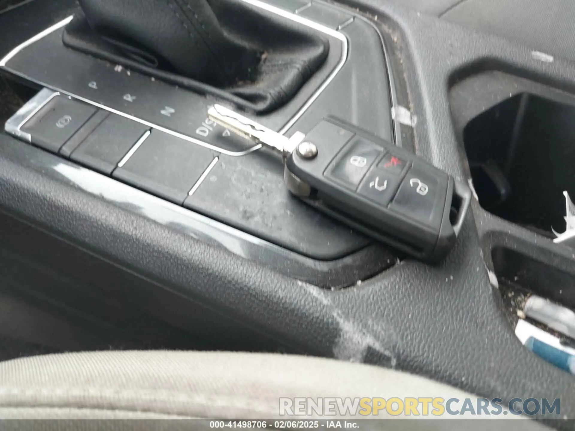 11 Photograph of a damaged car 3VV1B7AX2KM039970 VOLKSWAGEN TIGUAN 2019
