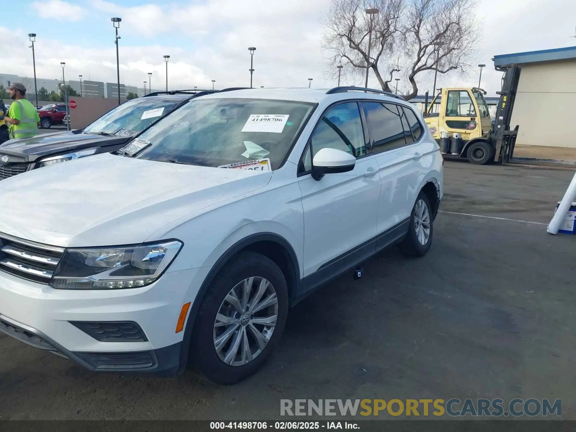 14 Photograph of a damaged car 3VV1B7AX2KM039970 VOLKSWAGEN TIGUAN 2019