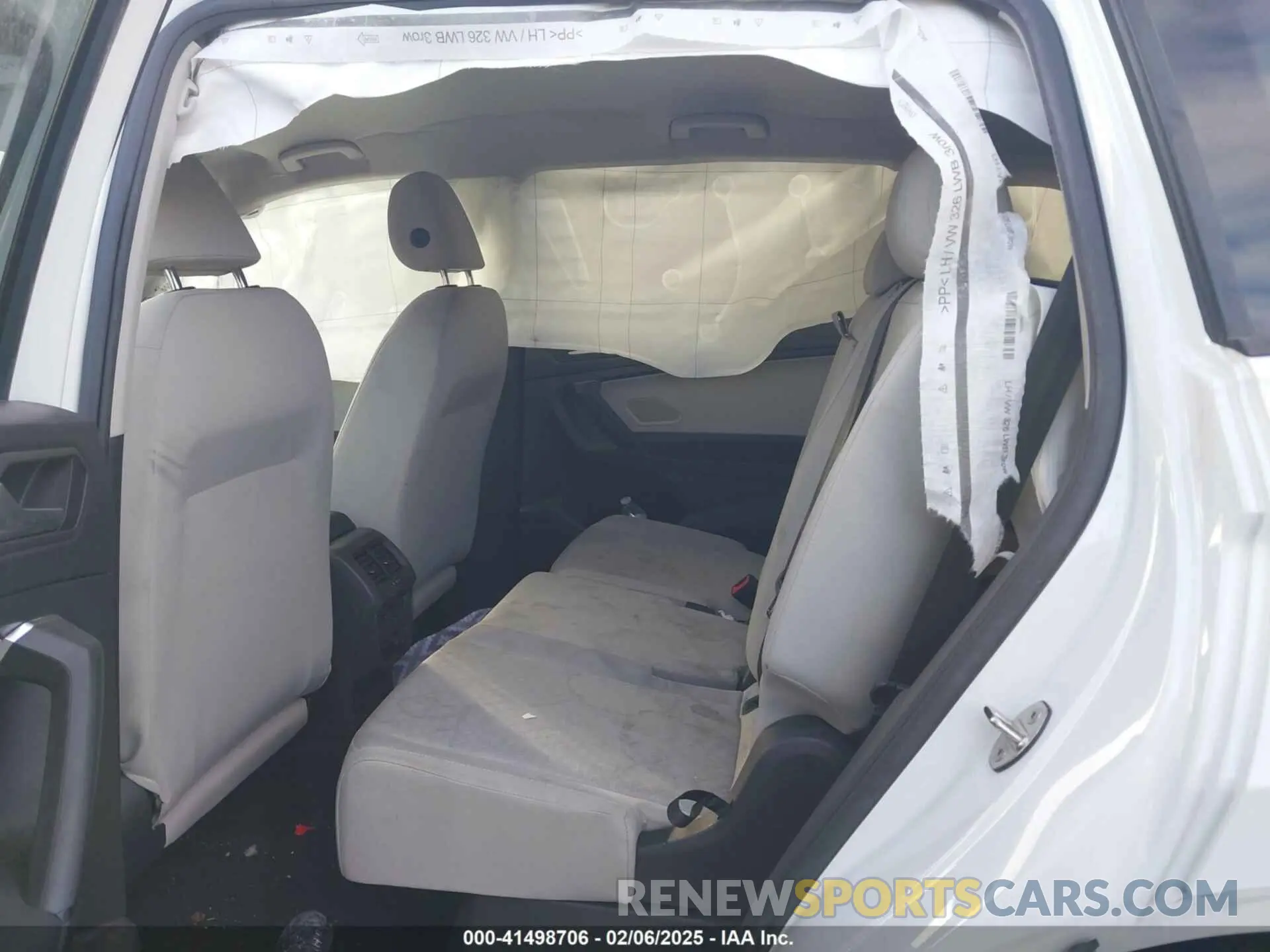 8 Photograph of a damaged car 3VV1B7AX2KM039970 VOLKSWAGEN TIGUAN 2019