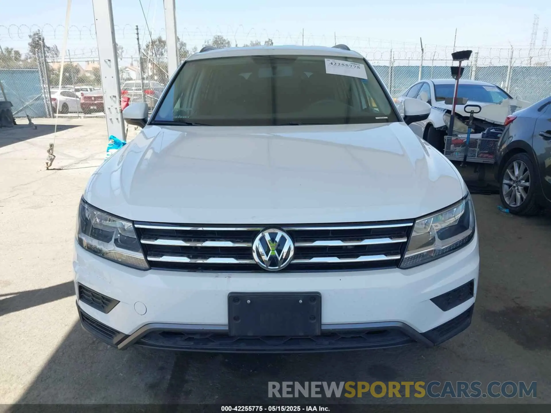 12 Photograph of a damaged car 3VV1B7AX2KM176326 VOLKSWAGEN TIGUAN 2019