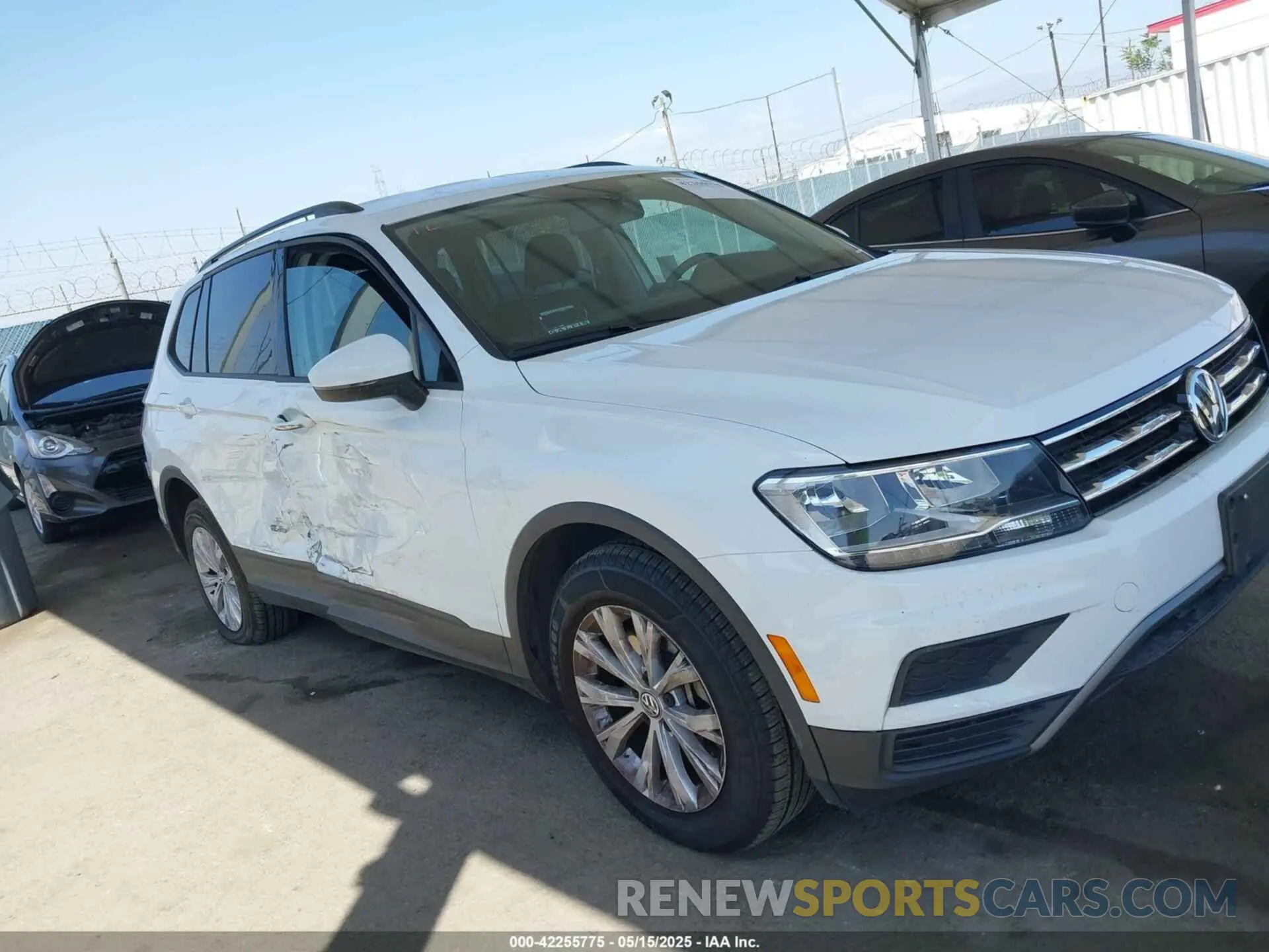13 Photograph of a damaged car 3VV1B7AX2KM176326 VOLKSWAGEN TIGUAN 2019