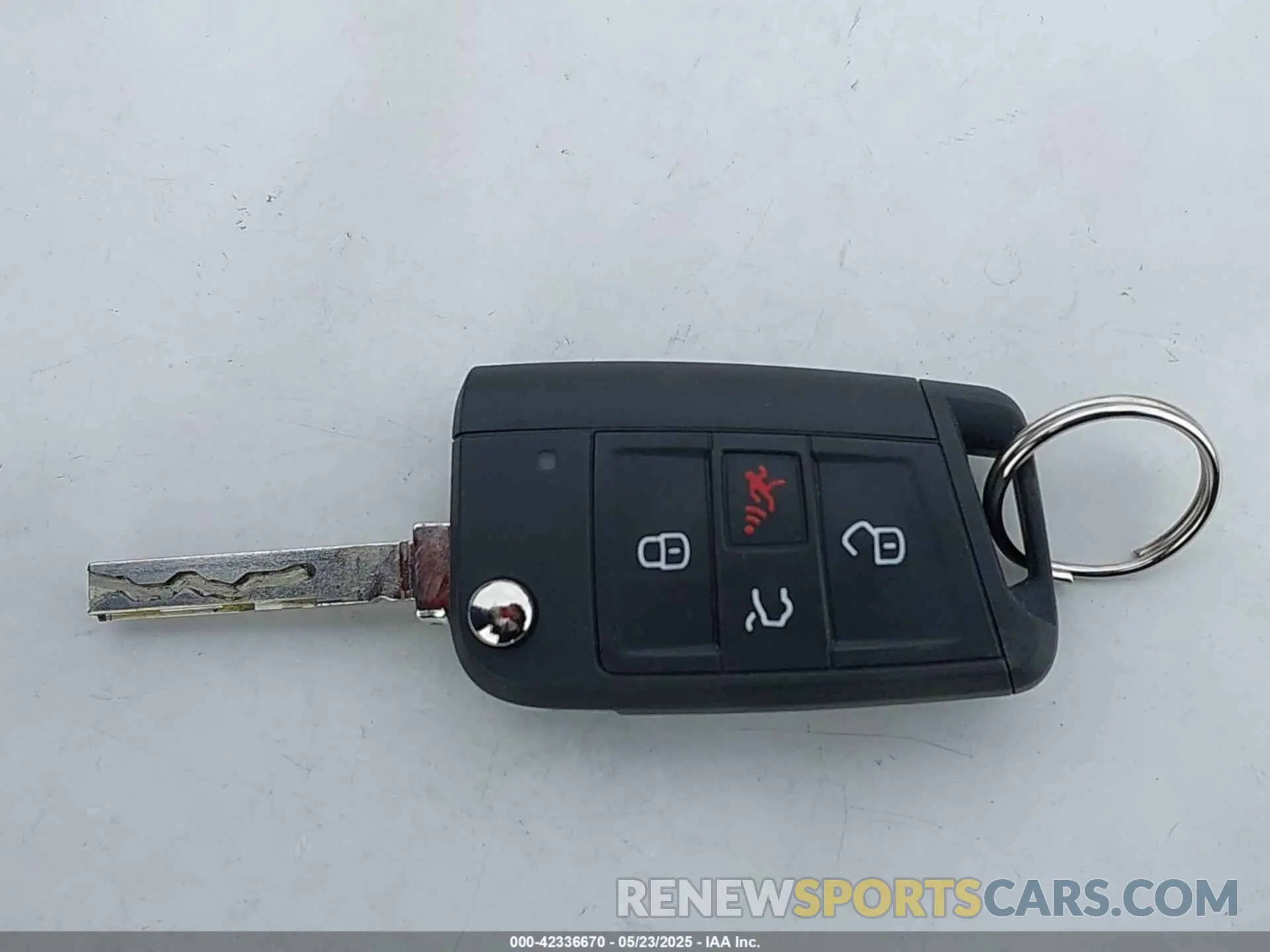 11 Photograph of a damaged car 3VV1B7AX4KM177817 VOLKSWAGEN TIGUAN 2019