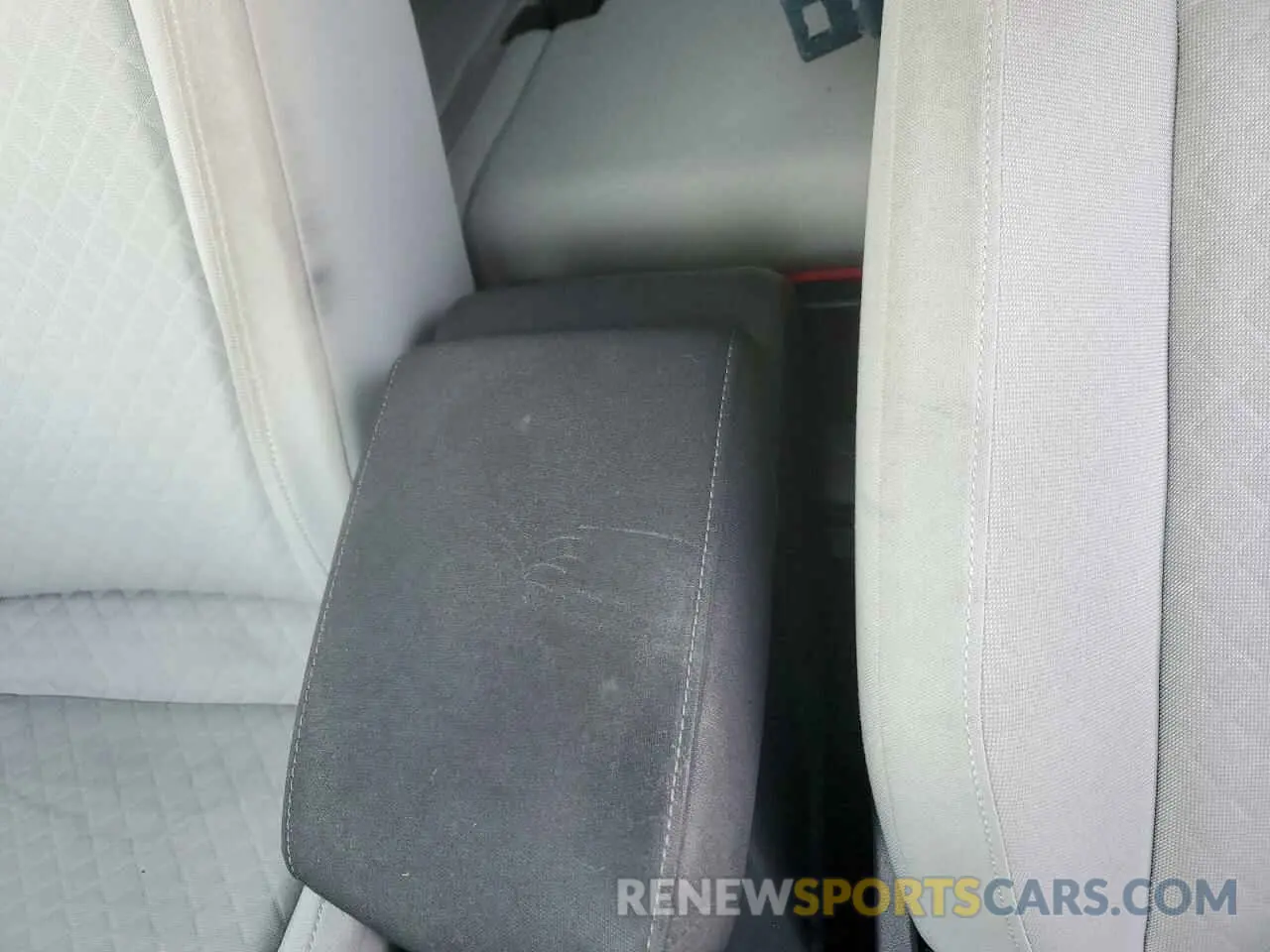 10 Фотография поврежденного автомобиля 3VV1B7AX4KM181396 VOLKSWAGEN TIGUAN 2019