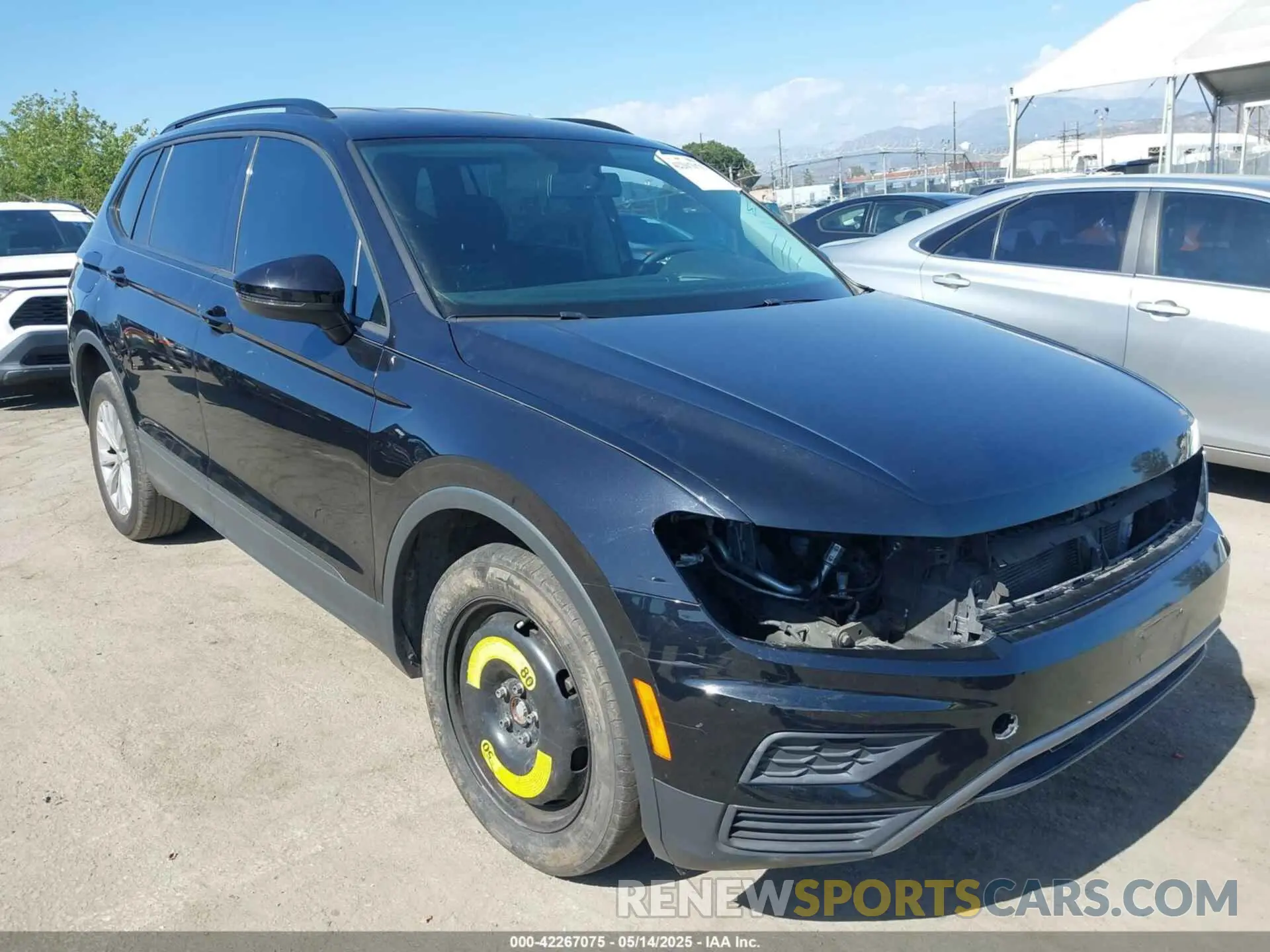 1 Фотография поврежденного автомобиля 3VV1B7AX5KM187174 VOLKSWAGEN TIGUAN 2019