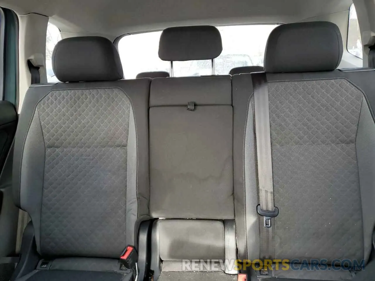 10 Фотография поврежденного автомобиля 3VV1B7AX9KM177344 VOLKSWAGEN TIGUAN 2019