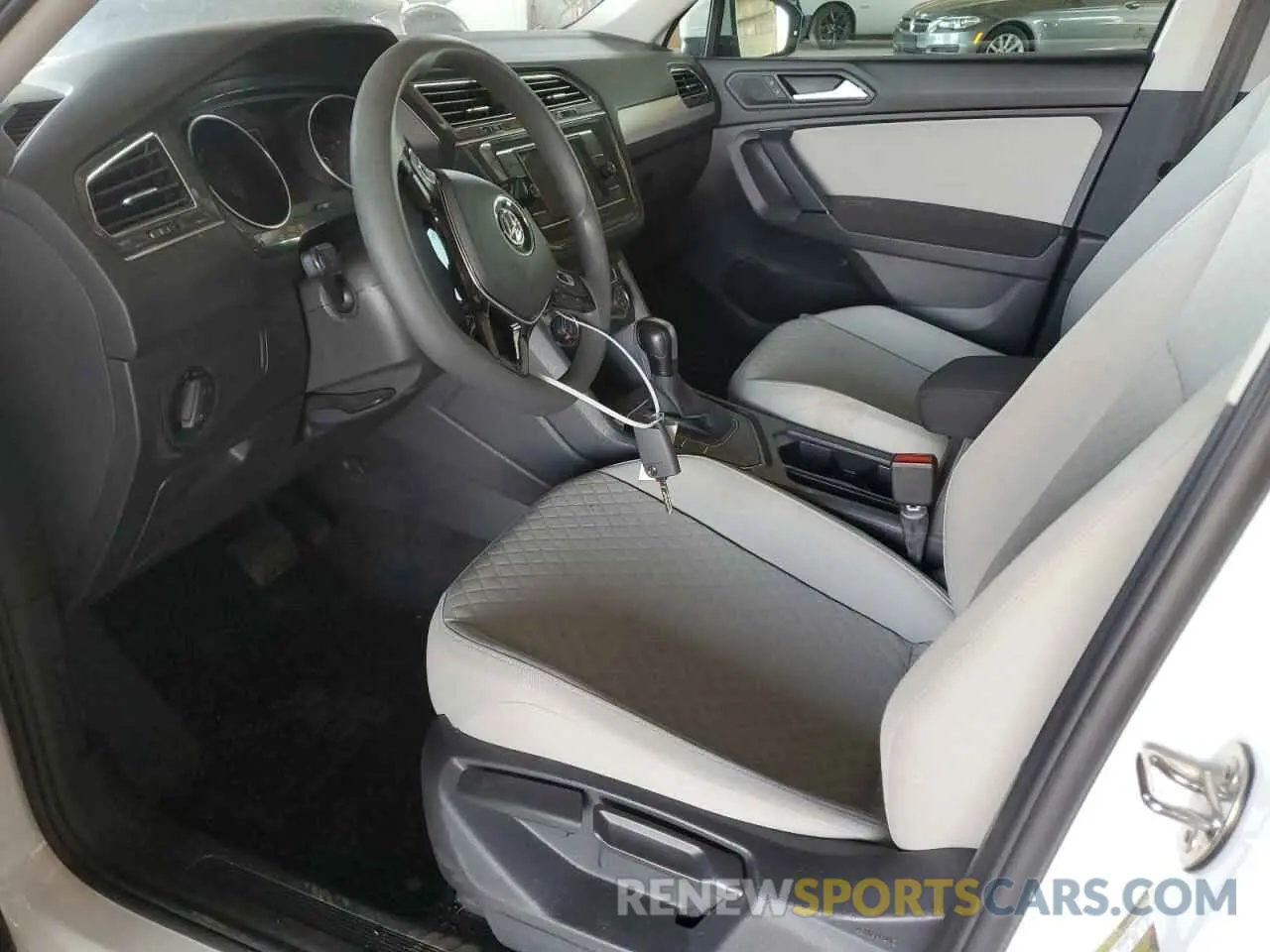 7 Фотография поврежденного автомобиля 3VV1B7AXXKM195674 VOLKSWAGEN TIGUAN 2019
