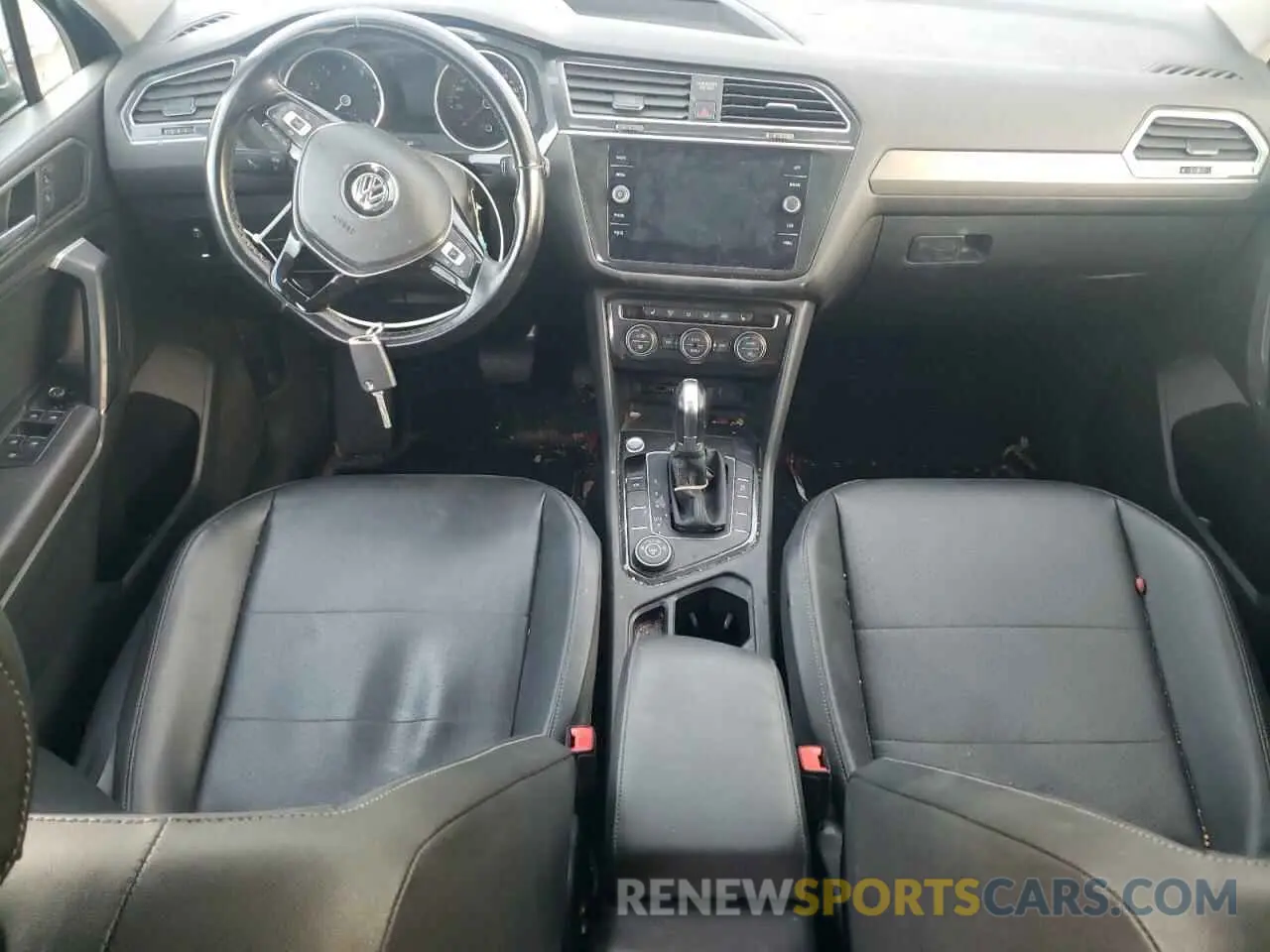 8 Photograph of a damaged car 3VV2B7AX0KM005529 VOLKSWAGEN TIGUAN 2019