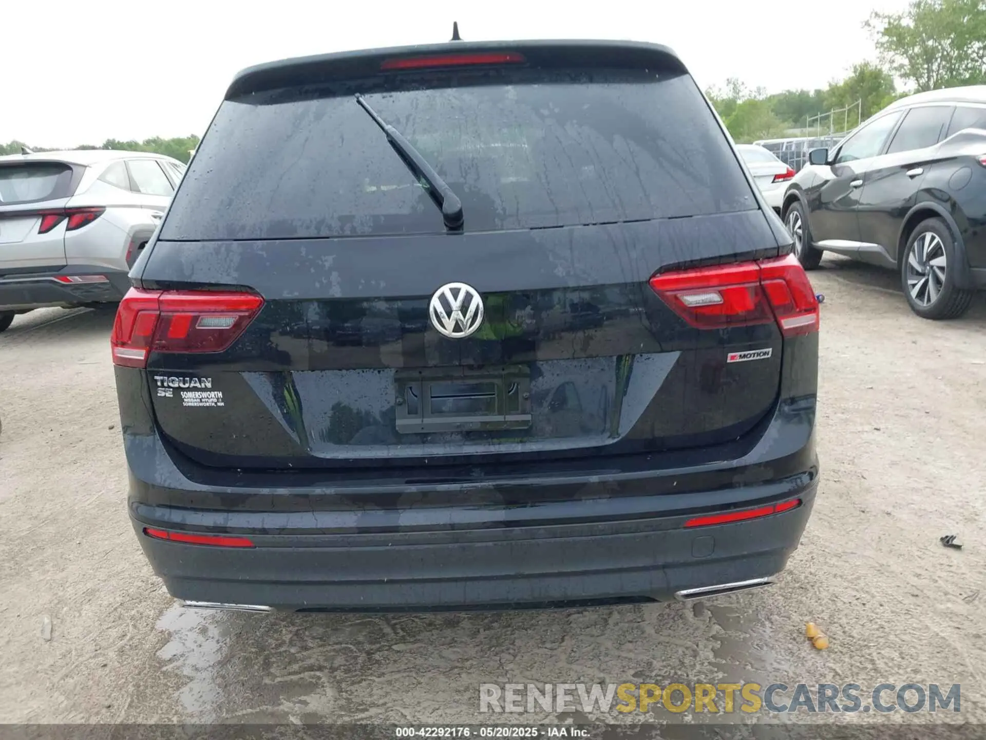 16 Photograph of a damaged car 3VV2B7AX0KM012397 VOLKSWAGEN TIGUAN 2019