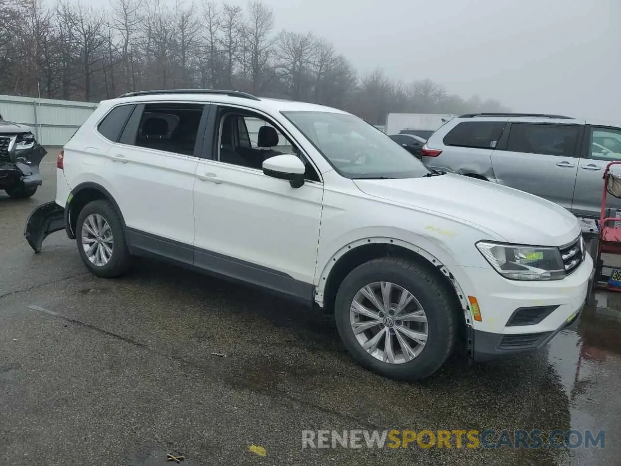 4 Photograph of a damaged car 3VV2B7AX0KM078951 VOLKSWAGEN TIGUAN 2019