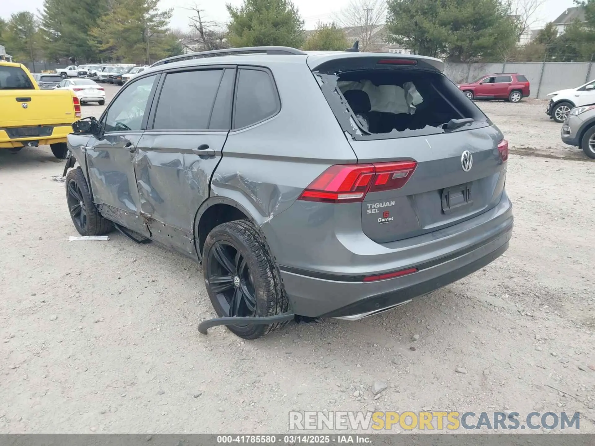3 Фотография поврежденного автомобиля 3VV2B7AX0KM186146 VOLKSWAGEN TIGUAN 2019
