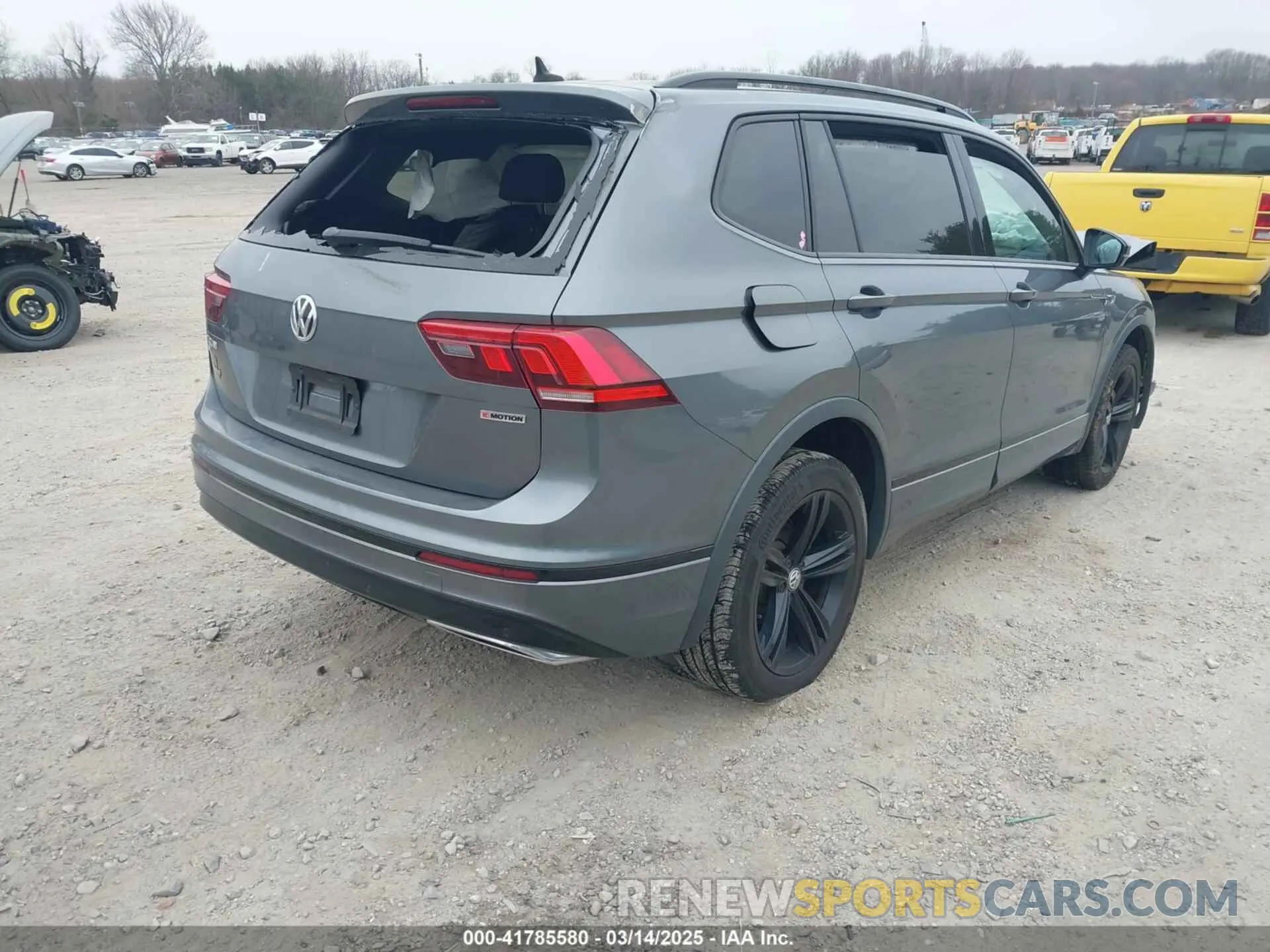 4 Фотография поврежденного автомобиля 3VV2B7AX0KM186146 VOLKSWAGEN TIGUAN 2019
