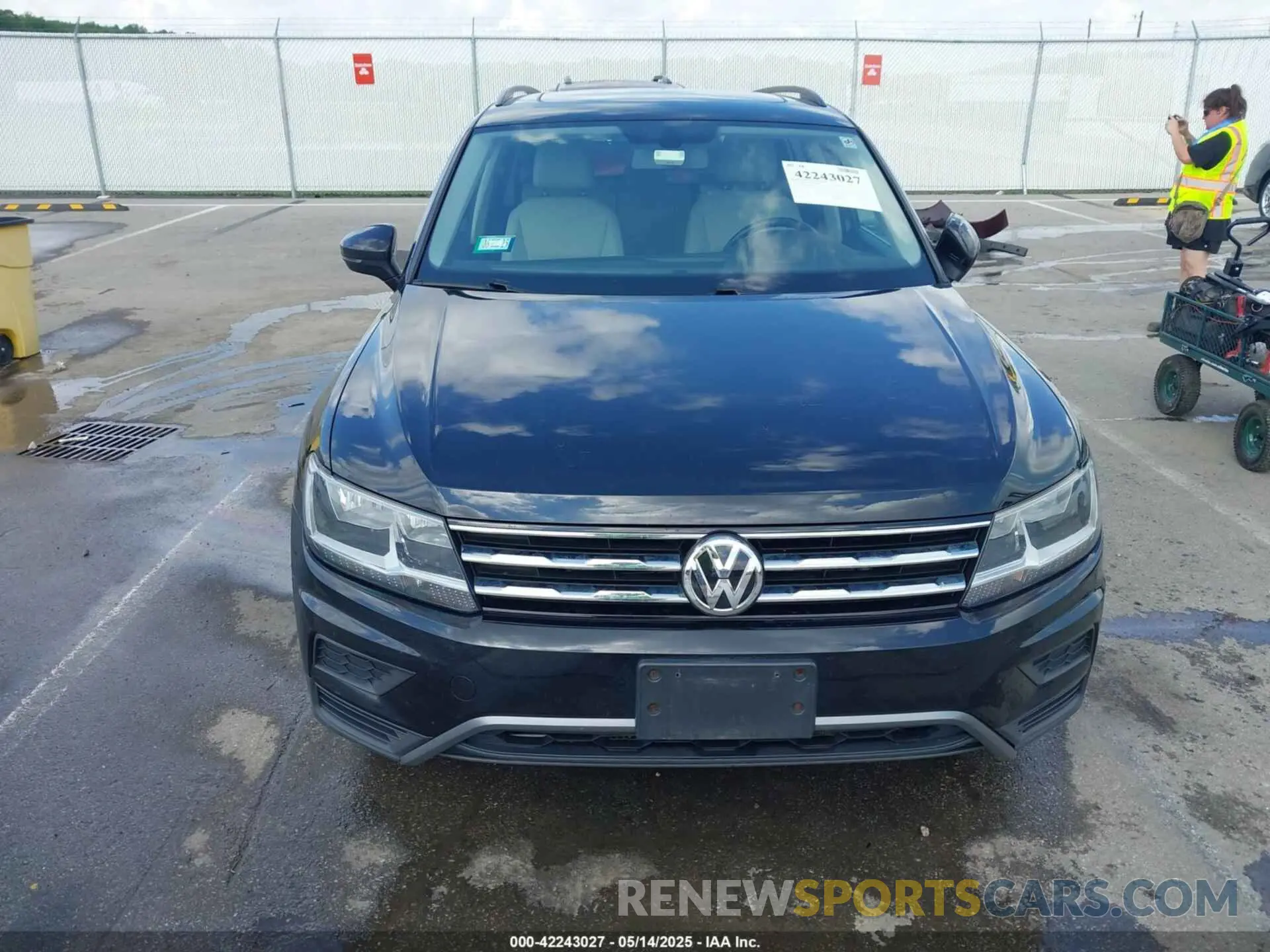12 Photograph of a damaged car 3VV2B7AX0KM189726 VOLKSWAGEN TIGUAN 2019