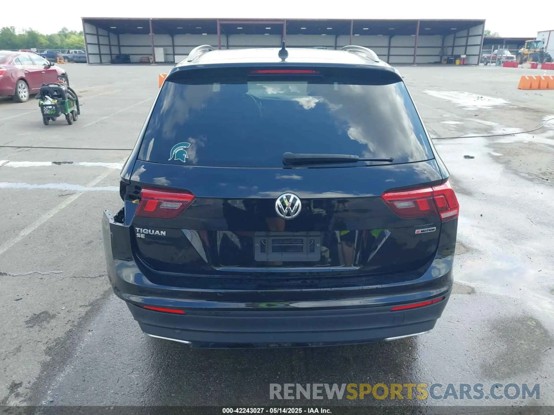 16 Photograph of a damaged car 3VV2B7AX0KM189726 VOLKSWAGEN TIGUAN 2019