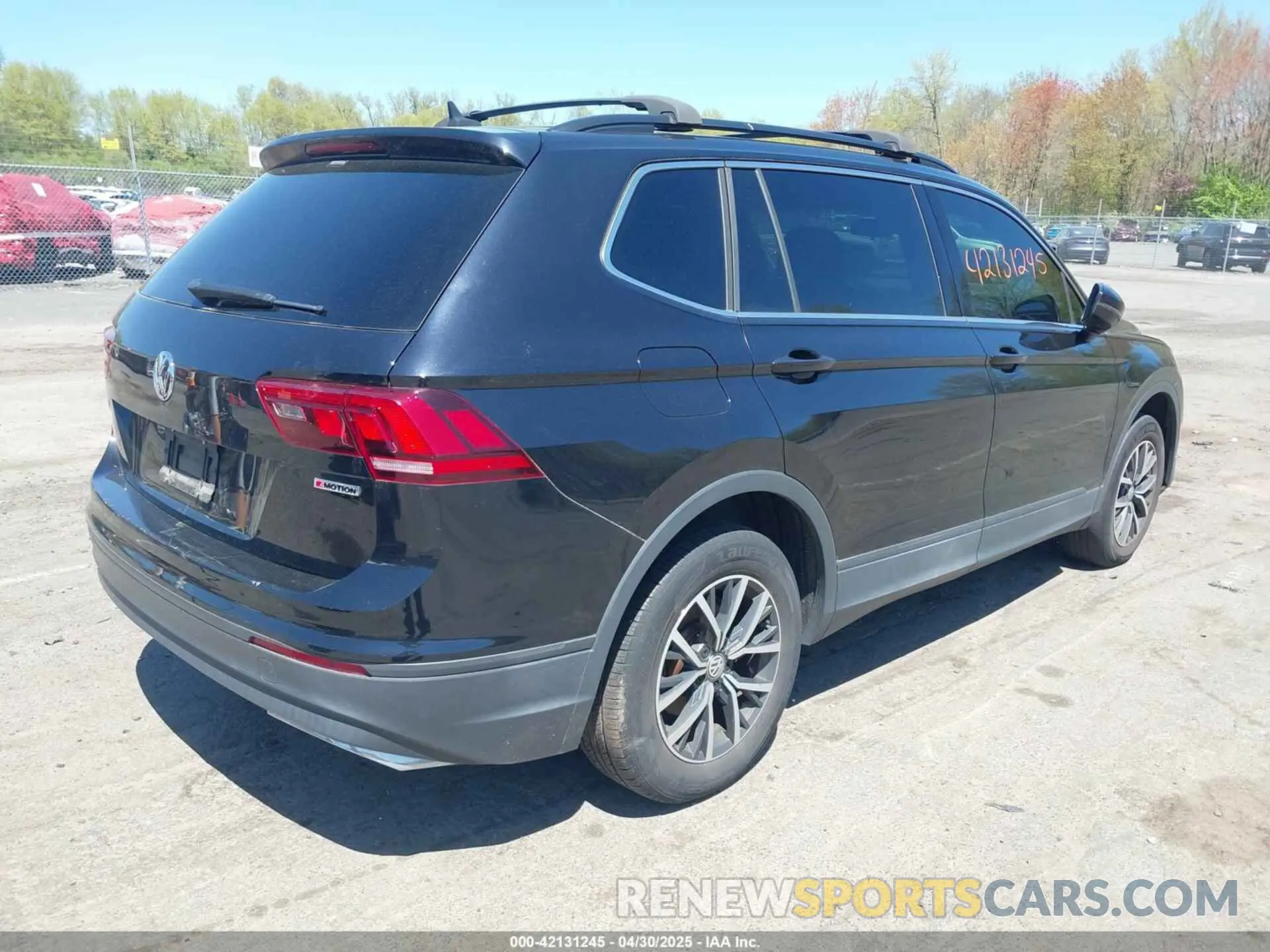 4 Фотография поврежденного автомобиля 3VV2B7AX1KM150482 VOLKSWAGEN TIGUAN 2019