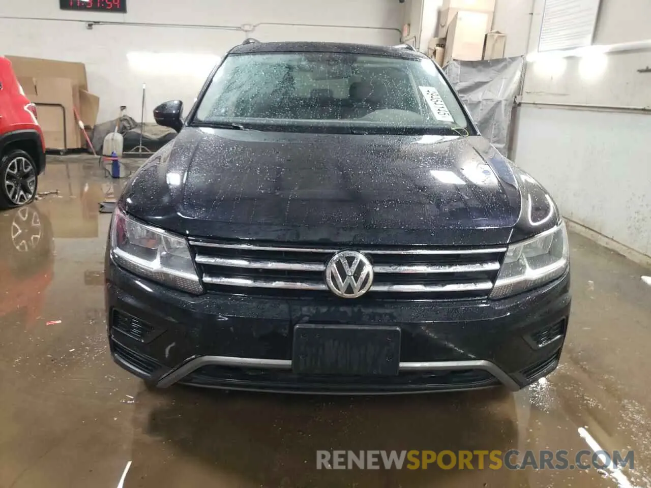 5 Photograph of a damaged car 3VV2B7AX2KM087151 VOLKSWAGEN TIGUAN 2019