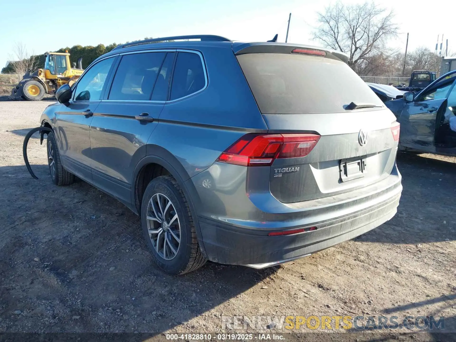 3 Фотография поврежденного автомобиля 3VV2B7AX4KM076572 VOLKSWAGEN TIGUAN 2019