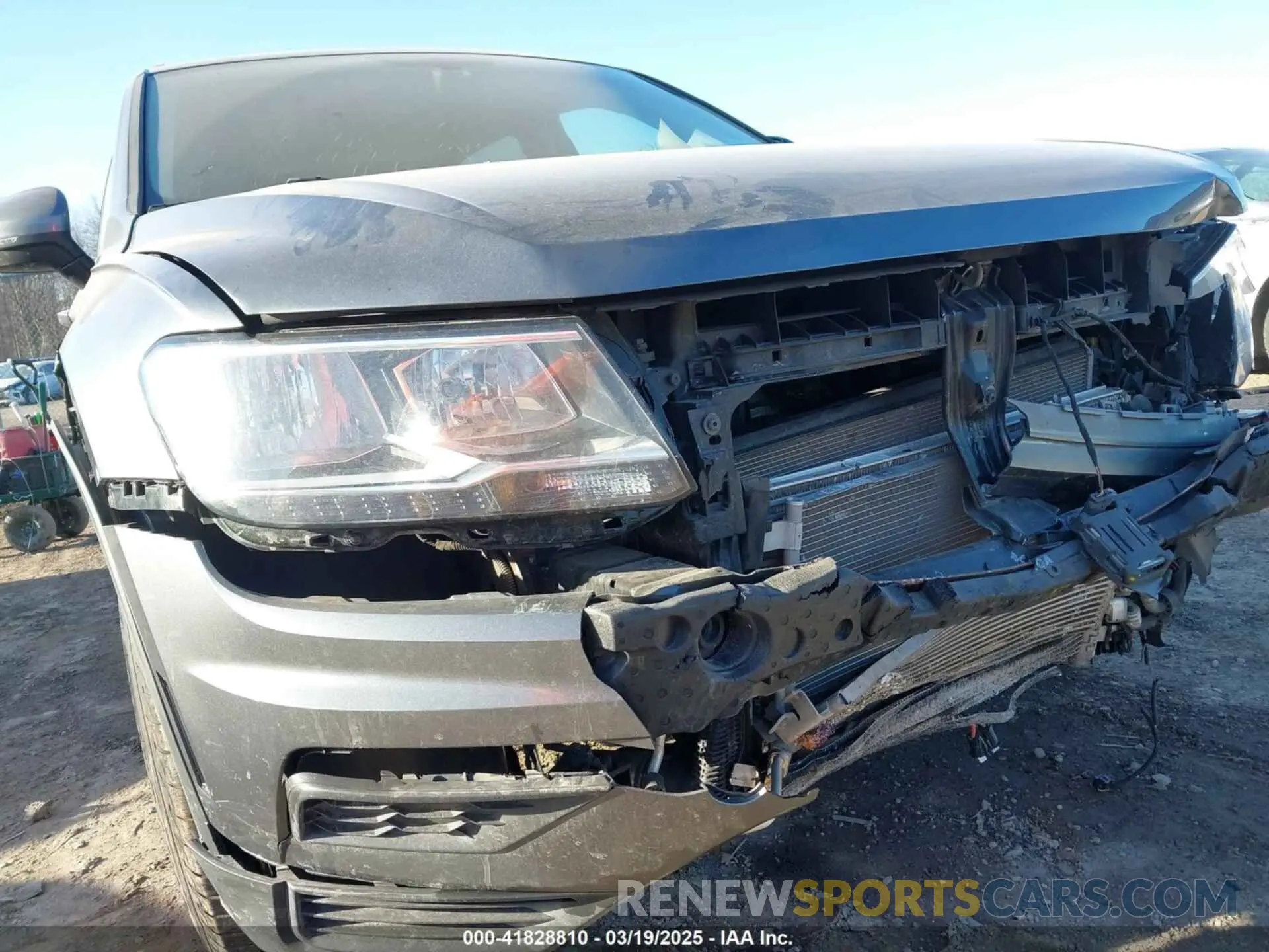 6 Фотография поврежденного автомобиля 3VV2B7AX4KM076572 VOLKSWAGEN TIGUAN 2019