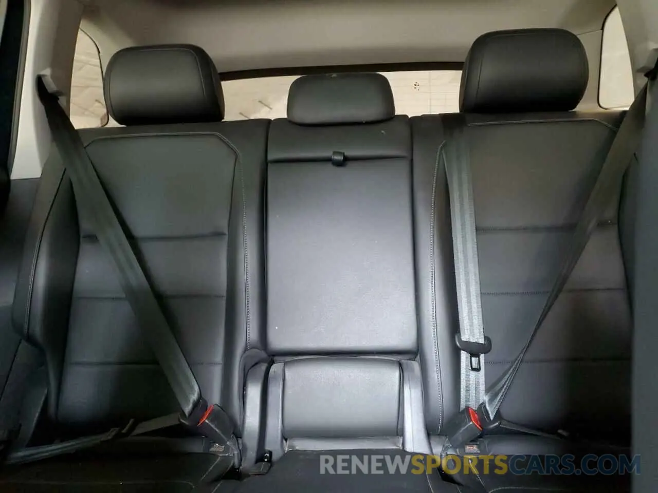 10 Photograph of a damaged car 3VV2B7AX5KM035318 VOLKSWAGEN TIGUAN 2019