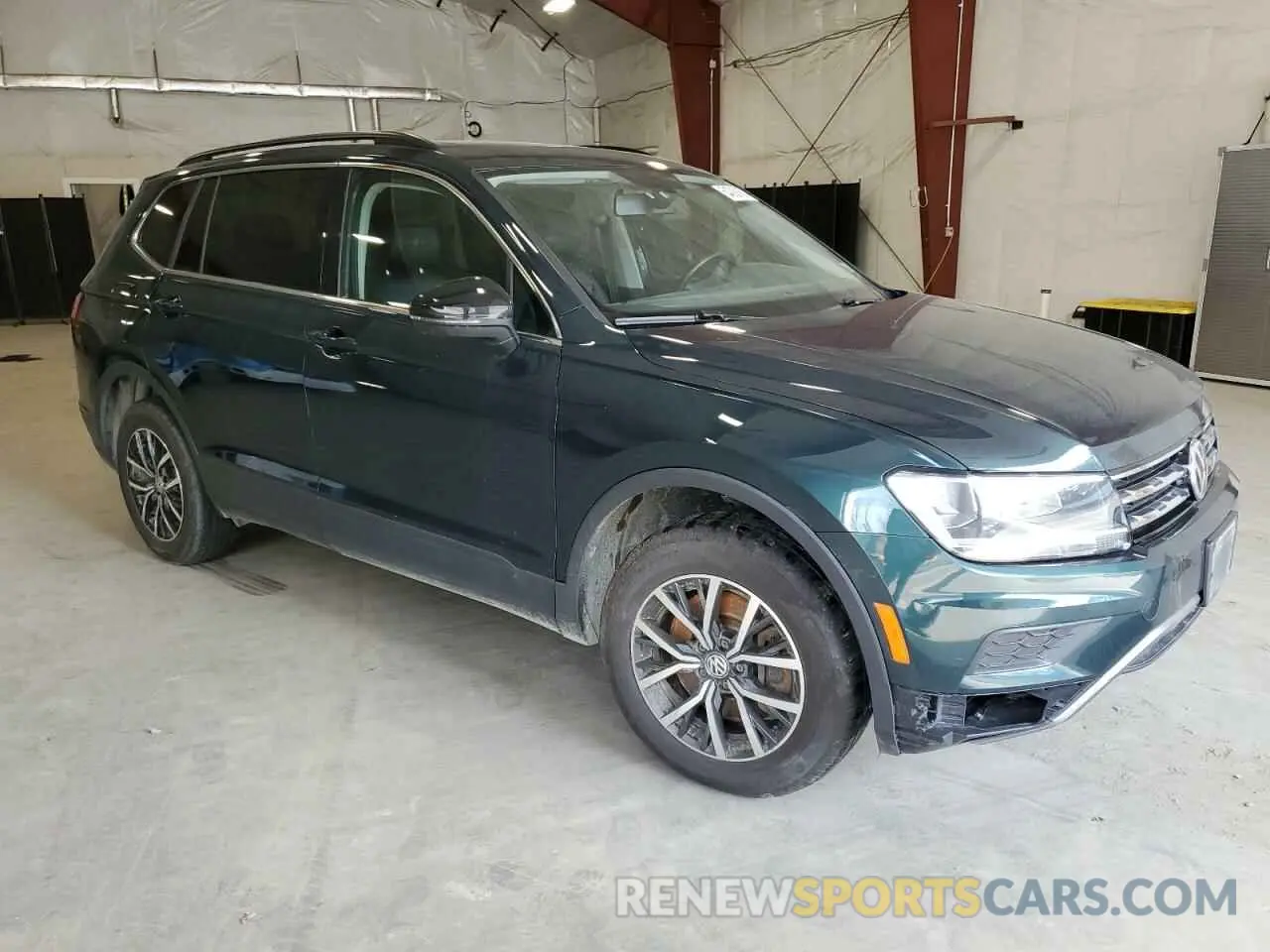 4 Photograph of a damaged car 3VV2B7AX5KM035318 VOLKSWAGEN TIGUAN 2019