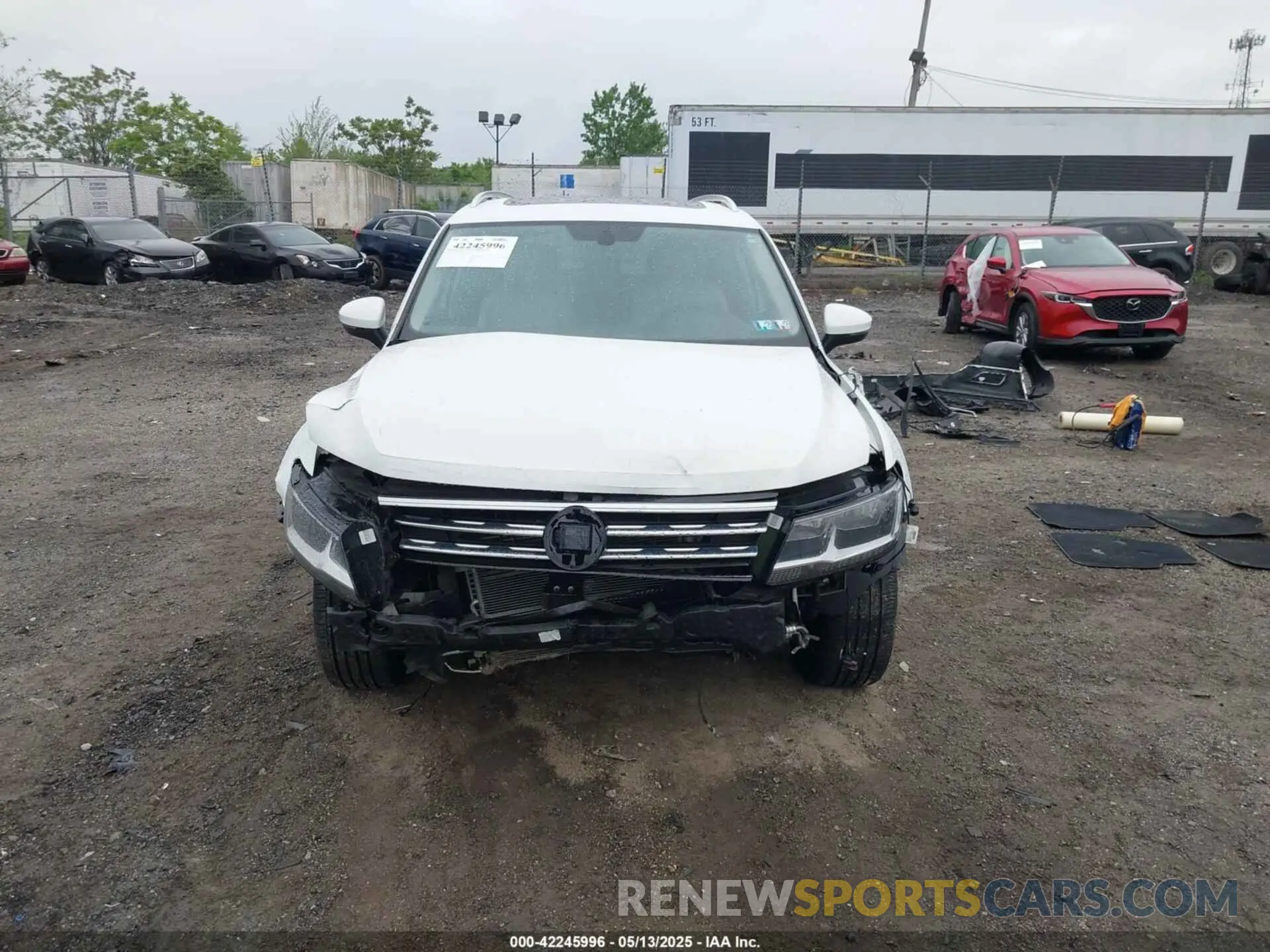 13 Photograph of a damaged car 3VV2B7AX5KM052653 VOLKSWAGEN TIGUAN 2019