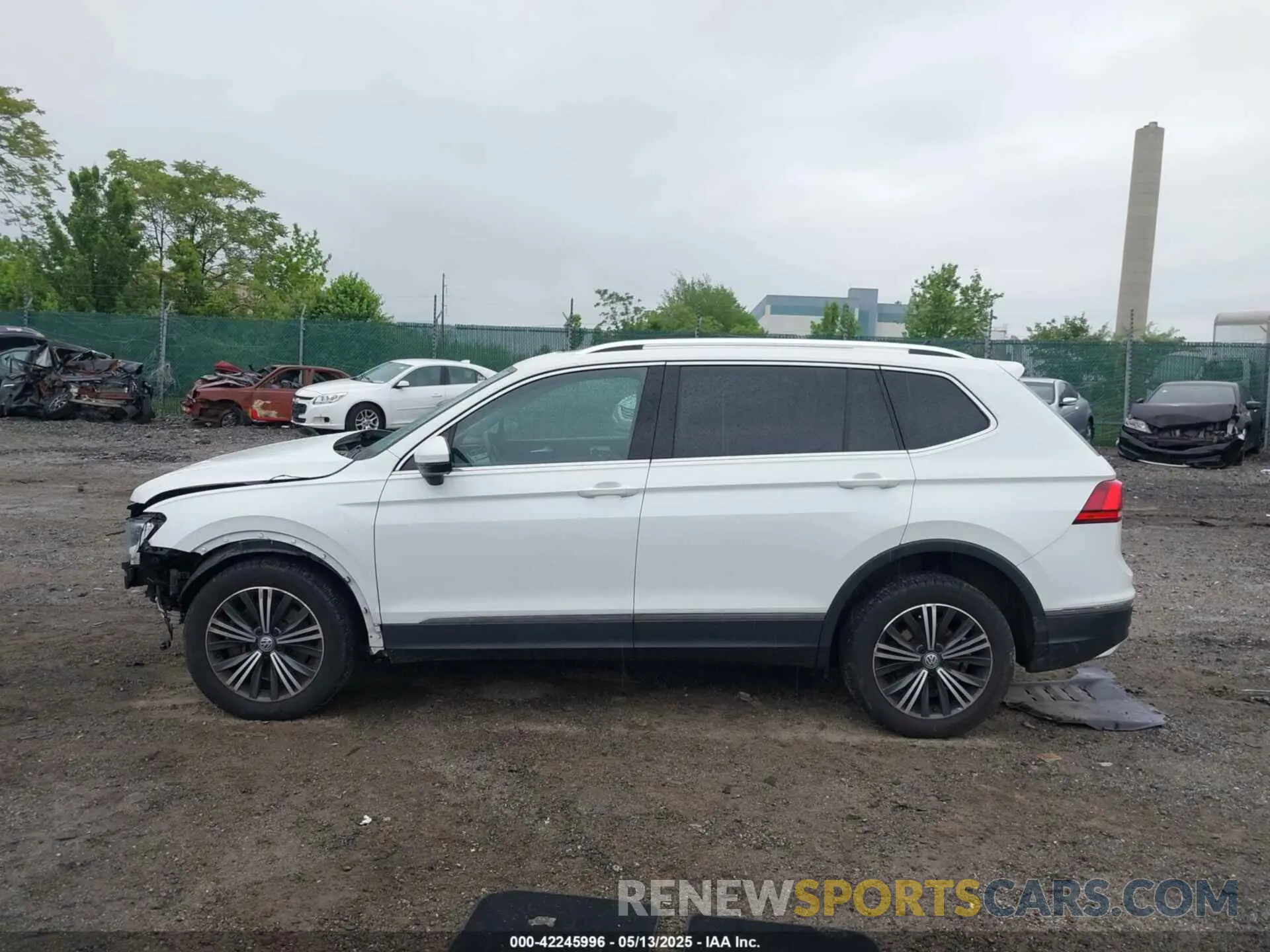 15 Photograph of a damaged car 3VV2B7AX5KM052653 VOLKSWAGEN TIGUAN 2019