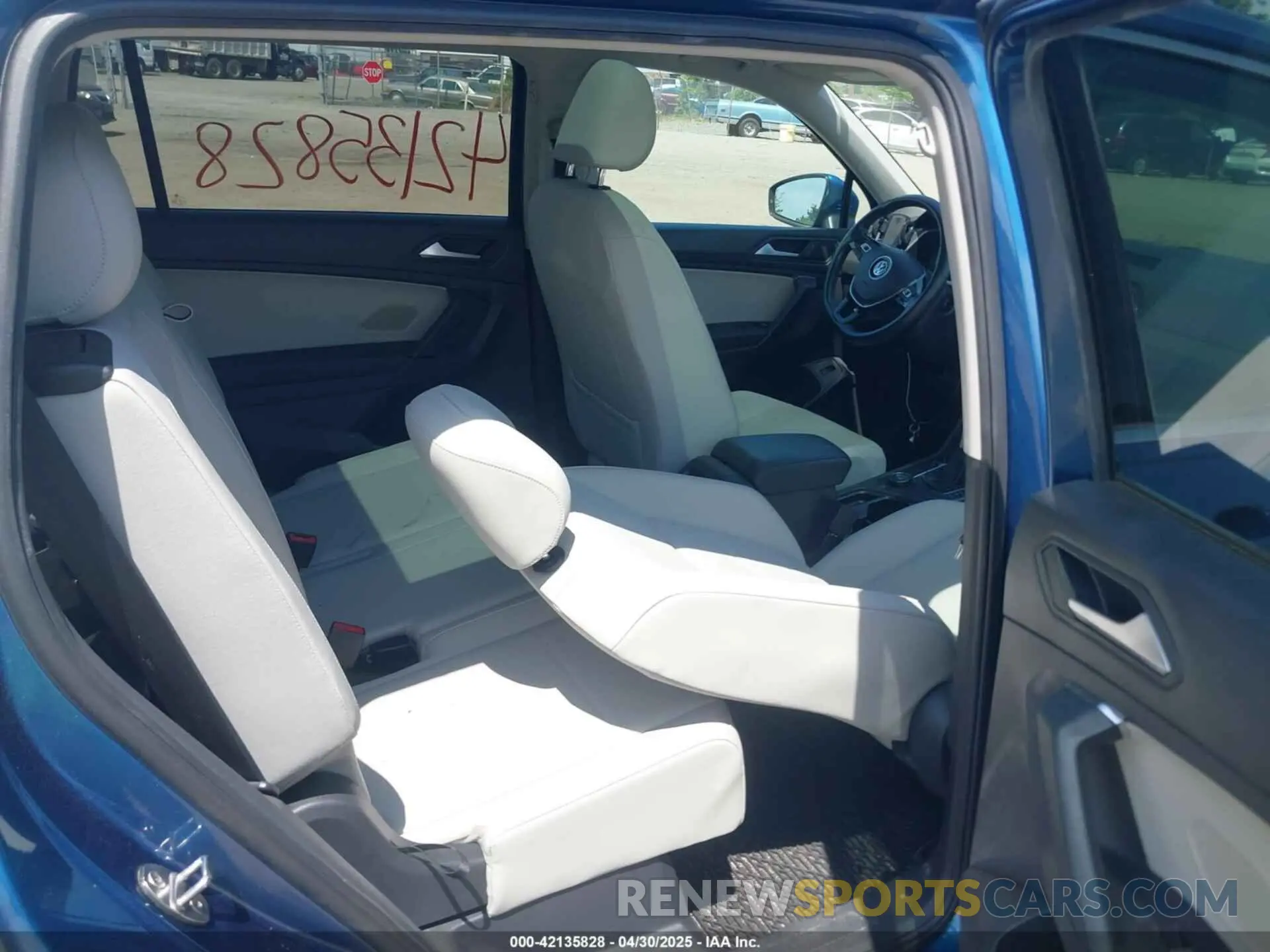 8 Фотография поврежденного автомобиля 3VV2B7AX5KM062339 VOLKSWAGEN TIGUAN 2019