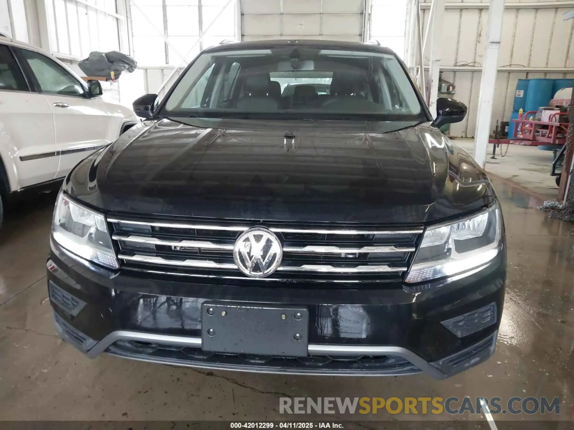 12 Photograph of a damaged car 3VV2B7AX5KM074555 VOLKSWAGEN TIGUAN 2019