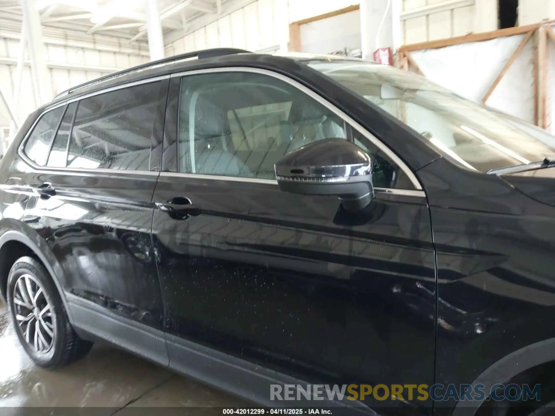 13 Photograph of a damaged car 3VV2B7AX5KM074555 VOLKSWAGEN TIGUAN 2019