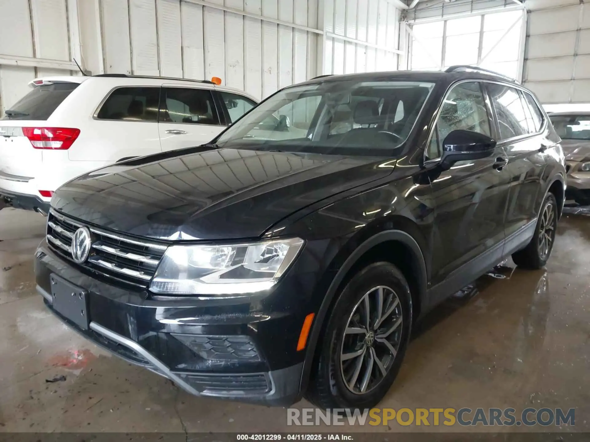 2 Photograph of a damaged car 3VV2B7AX5KM074555 VOLKSWAGEN TIGUAN 2019