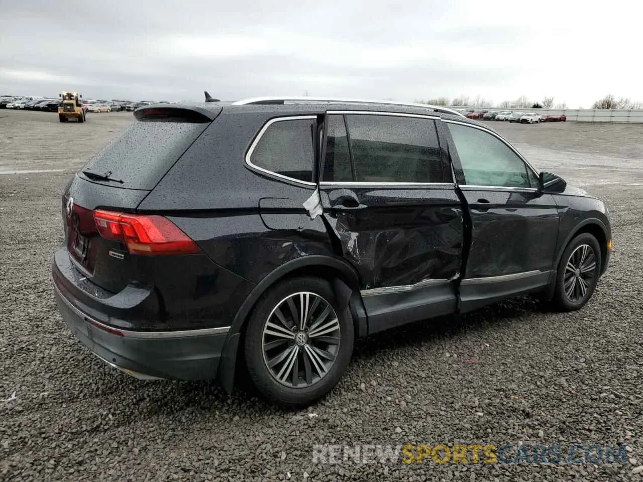 3 Фотография поврежденного автомобиля 3VV2B7AX6KM008516 VOLKSWAGEN TIGUAN 2019