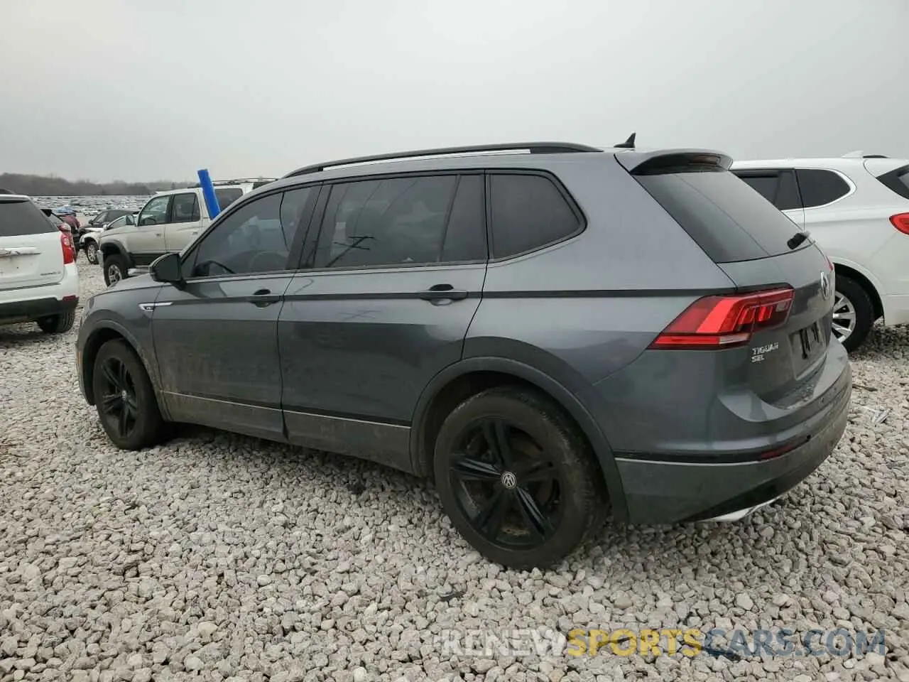 2 Photograph of a damaged car 3VV2B7AX6KM135296 VOLKSWAGEN TIGUAN 2019