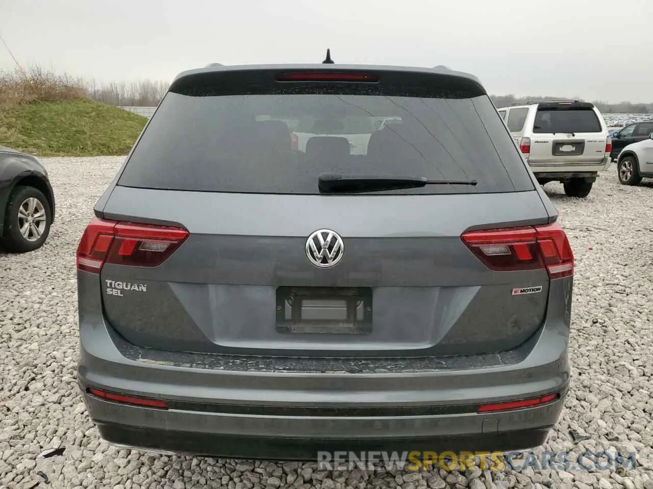 6 Photograph of a damaged car 3VV2B7AX6KM135296 VOLKSWAGEN TIGUAN 2019
