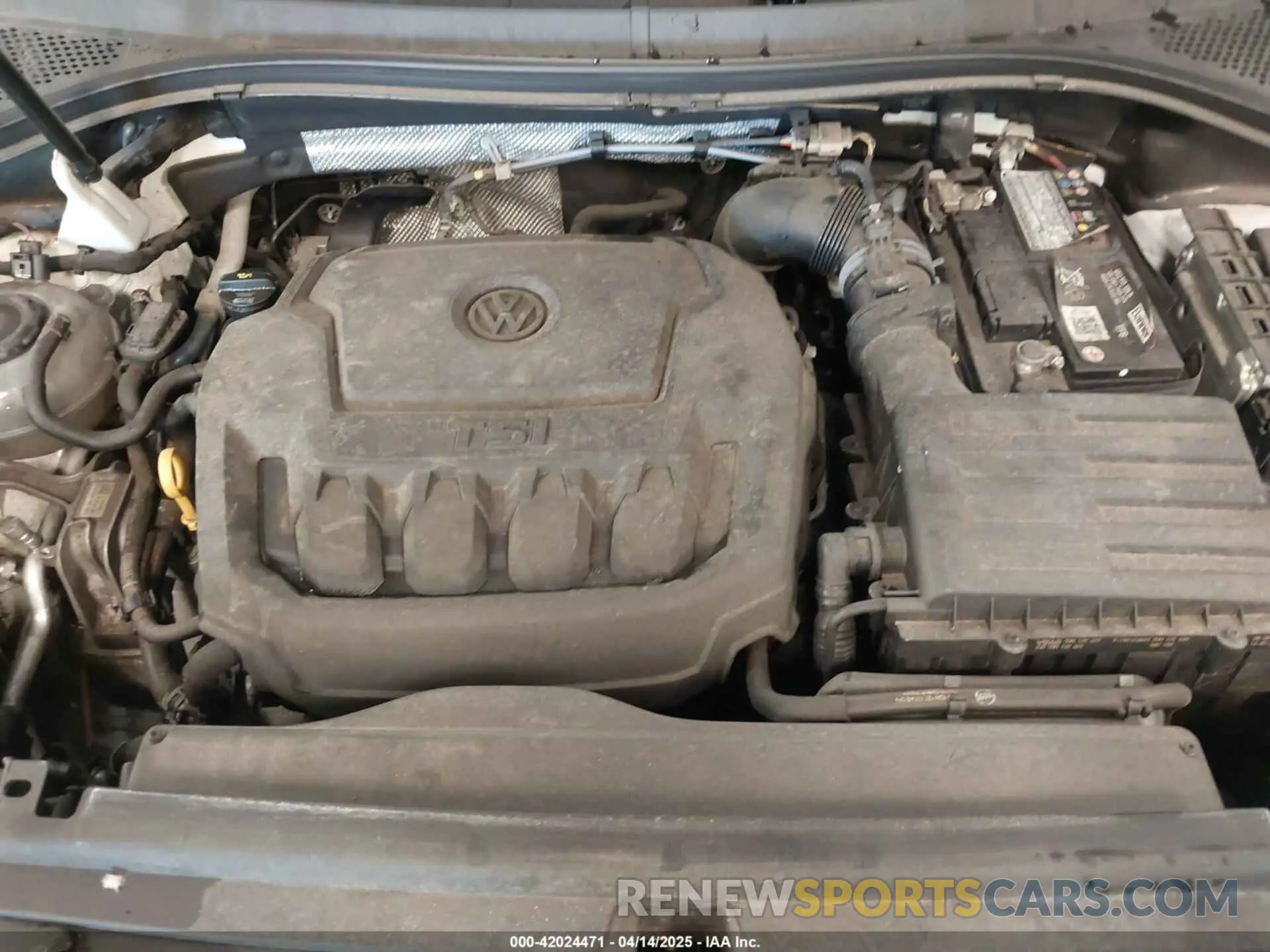 10 Photograph of a damaged car 3VV2B7AX8KM005679 VOLKSWAGEN TIGUAN 2019