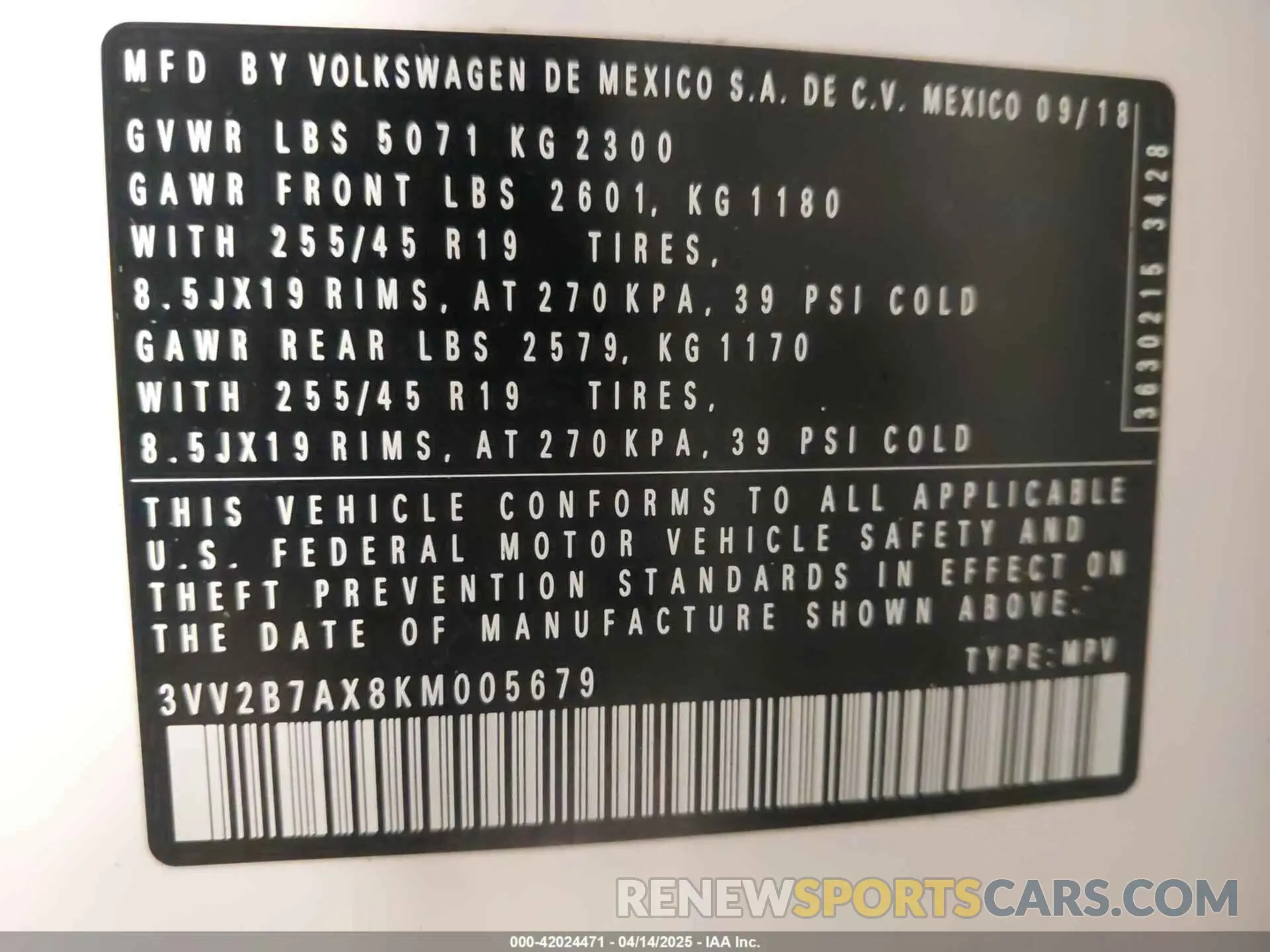 9 Photograph of a damaged car 3VV2B7AX8KM005679 VOLKSWAGEN TIGUAN 2019